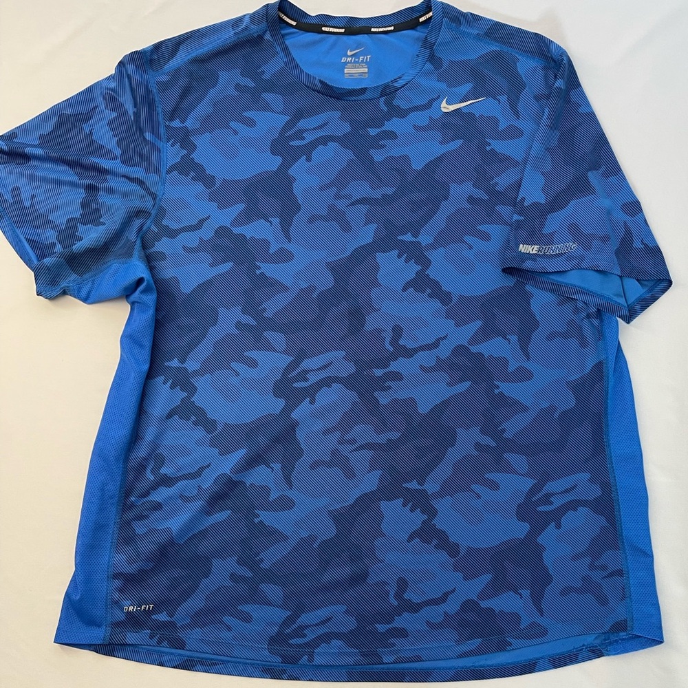 Nike - Men's DRI-FIT Camo Shirt - EUC